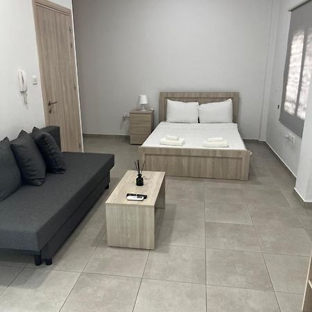 Modern City Center Studio Saripolou 레메소스 외부 사진